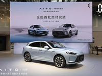 遙遙領(lǐng)先的問界速度！M5智駕版開啟交付，狂飆再提速？