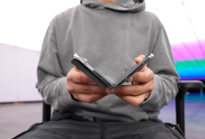 OPPO Find N3搶先亮相：尺寸總算跟上主流折疊屏，后置規格非常頂