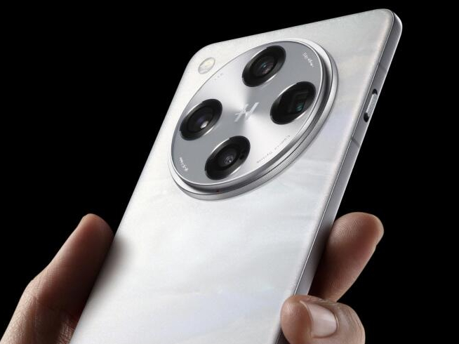 1:1對標iPhone 16 Pro?OPPO Find X8系列亮相