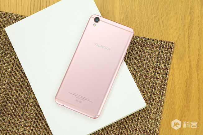 果味更濃了？OPPO Reno15系列發布會定檔，天馬屏天璣8450
